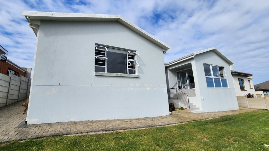 3 Bedroom Property for Sale in Seemeeu Park Western Cape